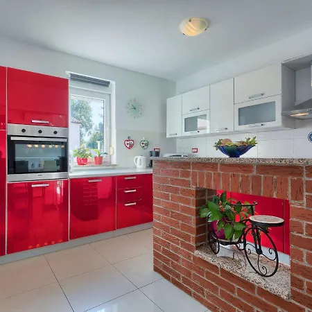 Paus By Interhome *