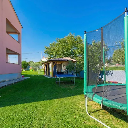 Vikendica Paus By Interhome *