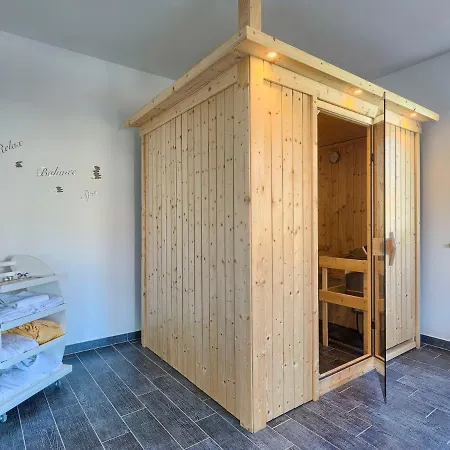 Semesterbostad Paus By Interhome Orihi