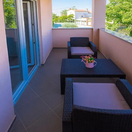 Paus By Interhome